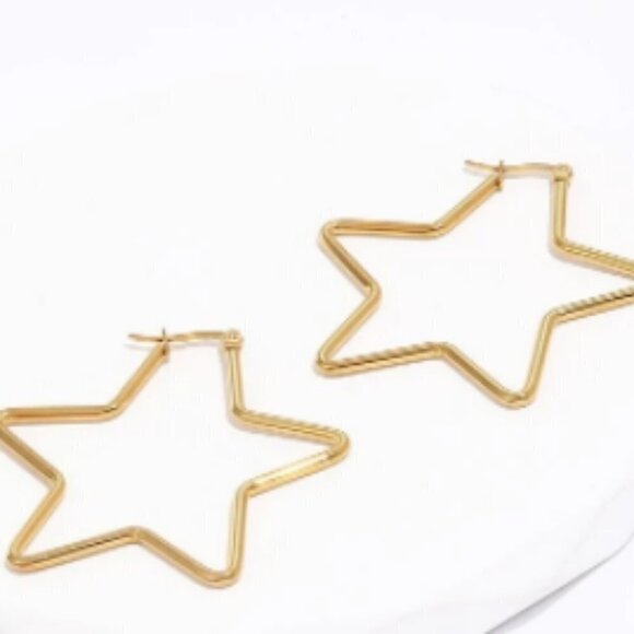 New 18K Gold Plated Large Hoop Star Earrings - Picture 4 of 5